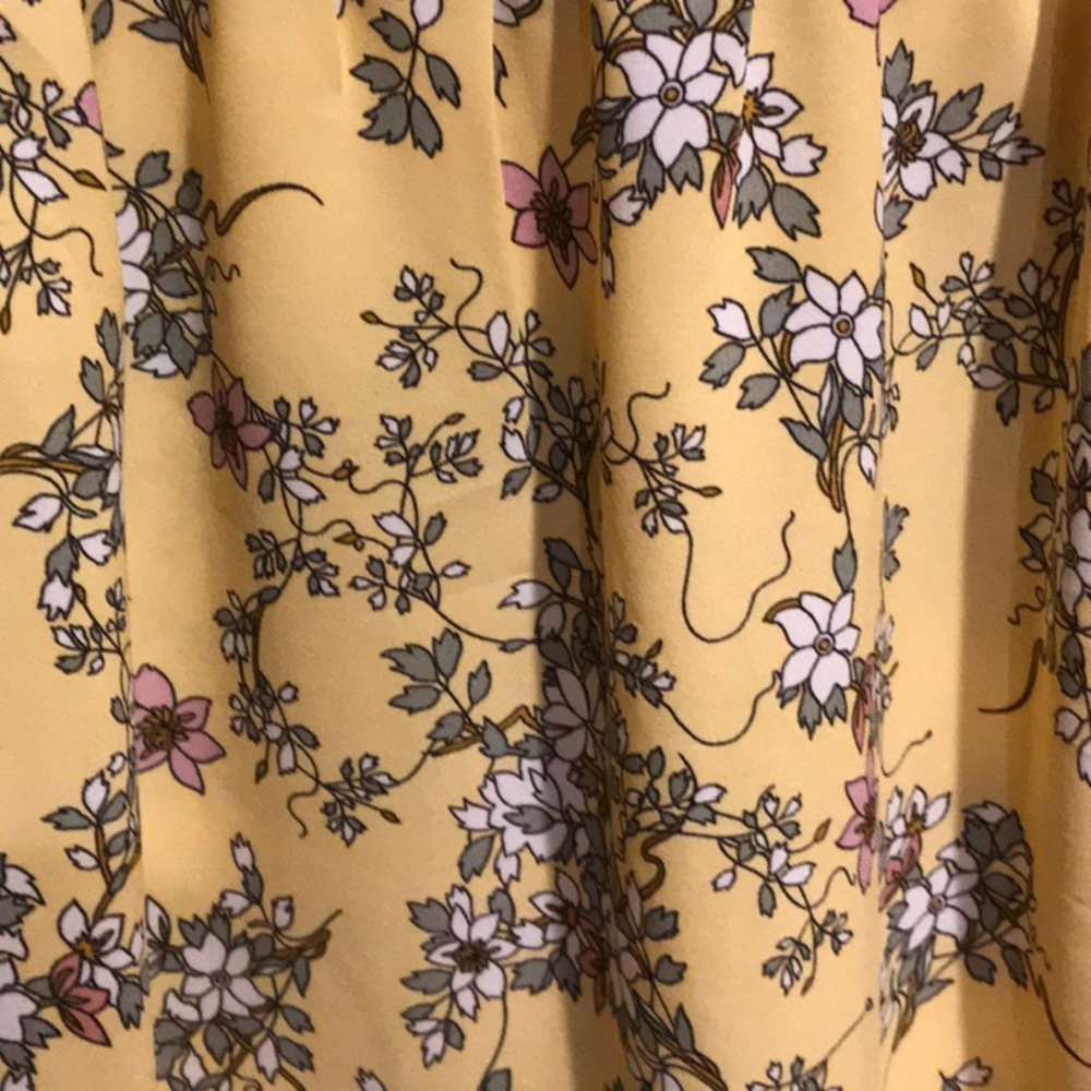 Max Studio Blouse - Picture 2 of 7